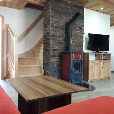 Apartmaji Brloznica Pod Veliko Planino 아파트 *